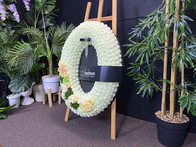 ธมน 234 พวงหรีดบริจาค